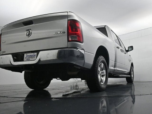 Used 2019 RAM 1500 Classic SLT AWD/4WD image 36