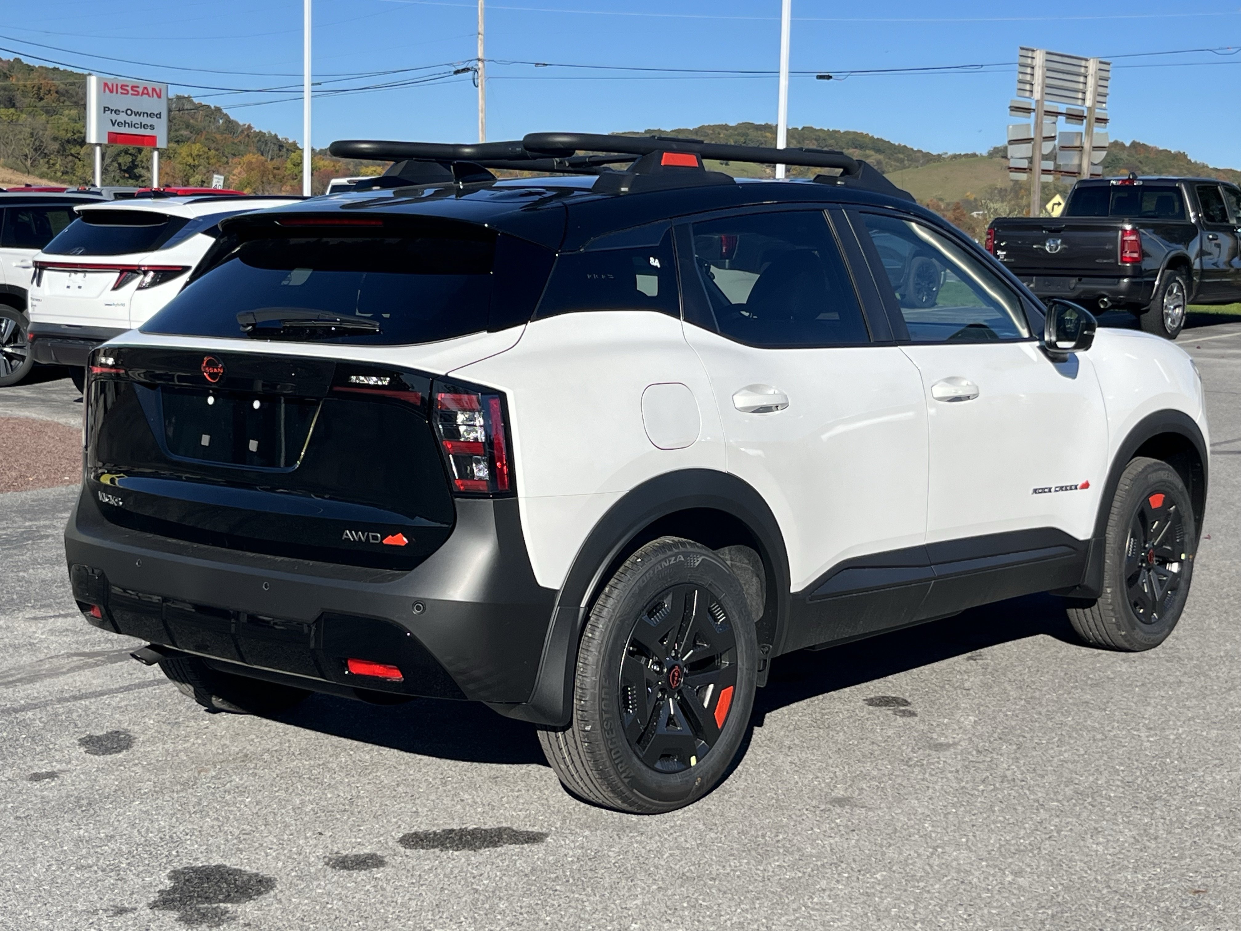 New 2027 Nissan Kicks SV w/ Rock Creek Edition AWD/4WD image 3