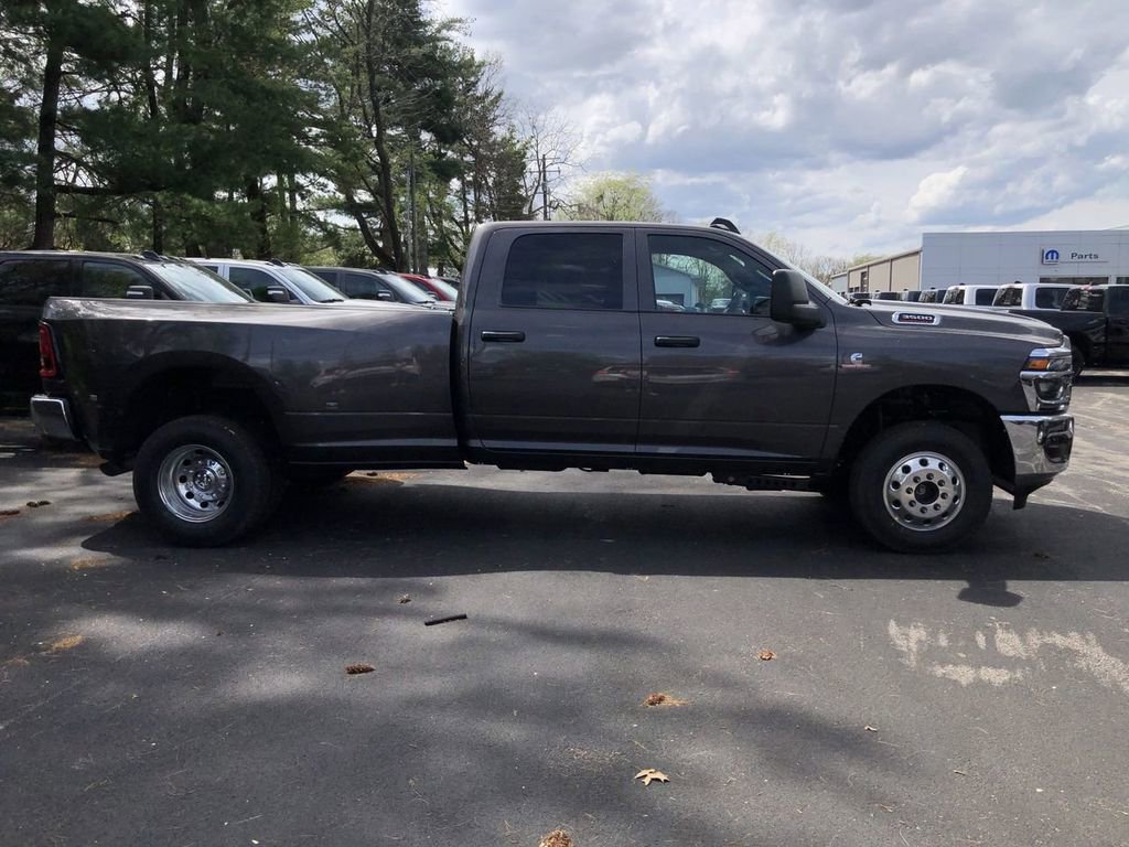 New 2026 RAM 3500 Tradesman image 6