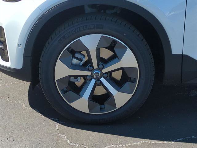 New 2026 Volvo XC40 B5 Plus w/ Protection Package Premier image 9