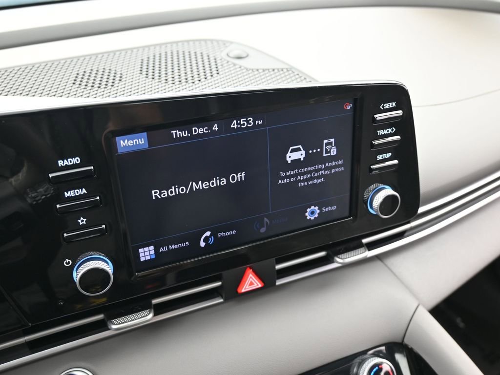 Used 2022 Hyundai Elantra SEL w/ Convenience + Premium Package image 21