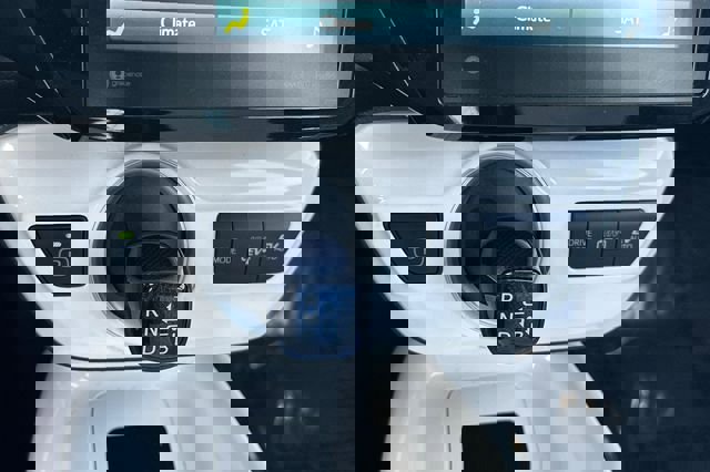 Used 2019 Toyota Prius Prime Premium image 24