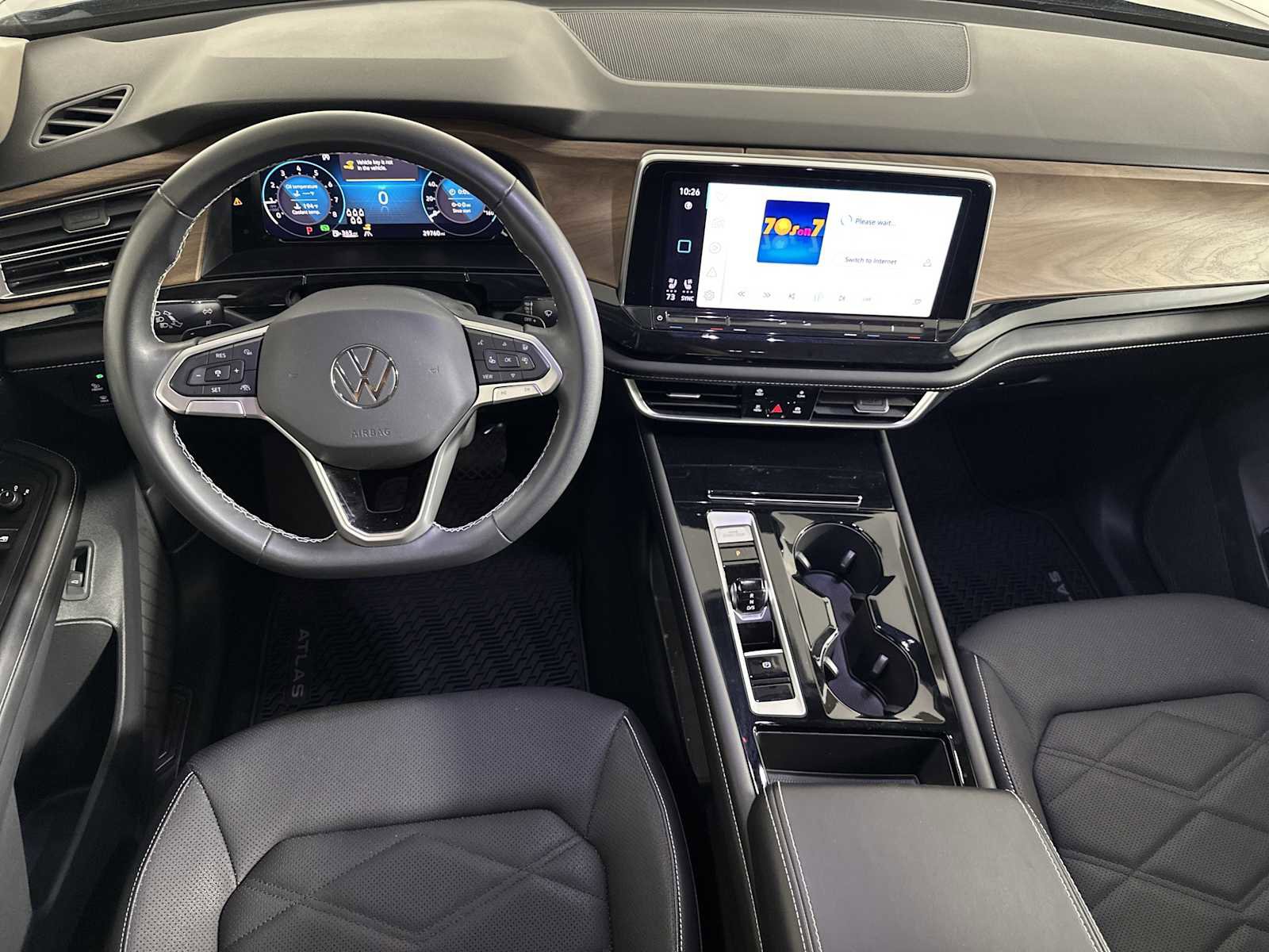 Used 2024 Volkswagen Atlas SE image 13