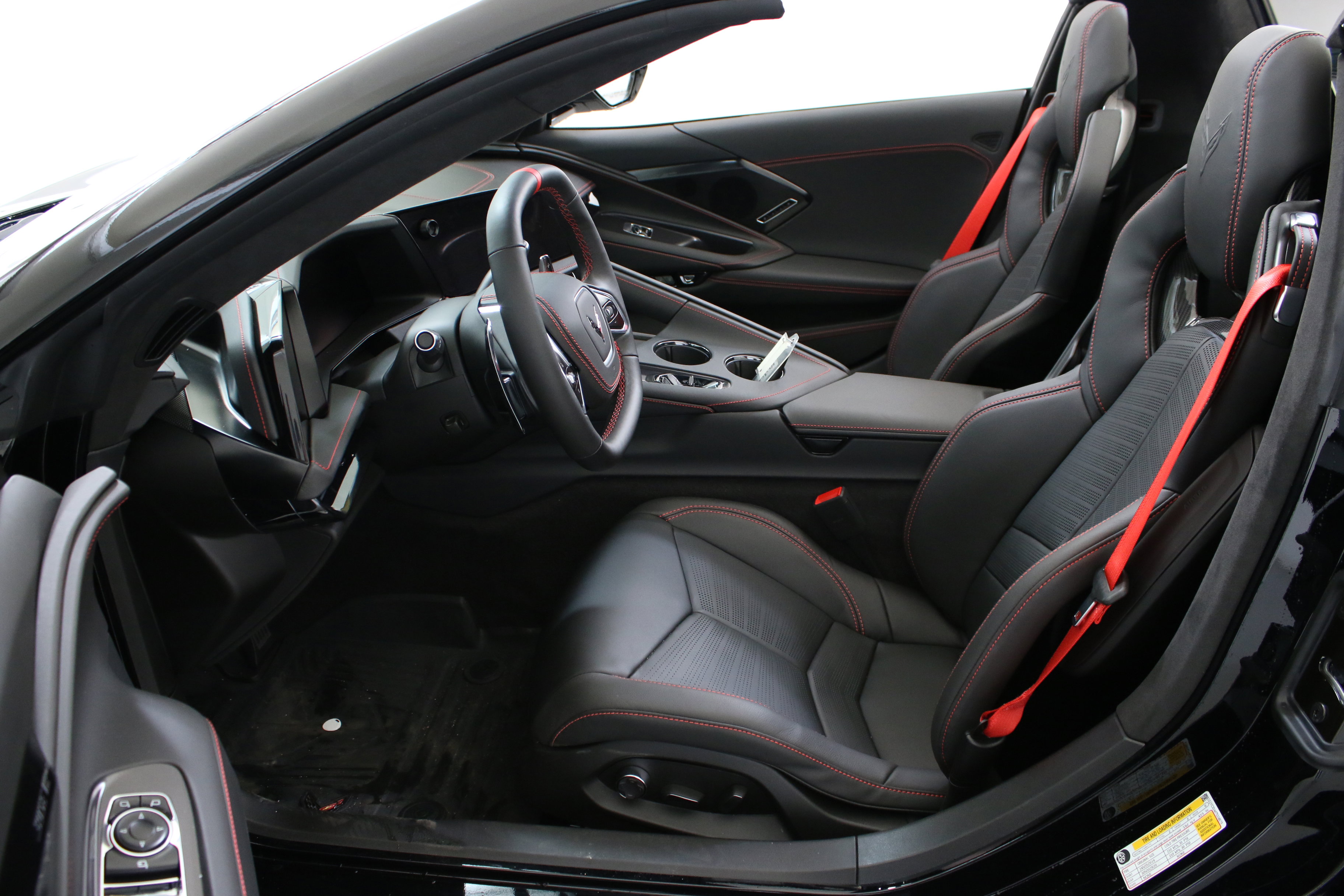 Certified 2026 Chevrolet Corvette Stingray Premium Conv w/ Z51 Performance Package RWD image 32