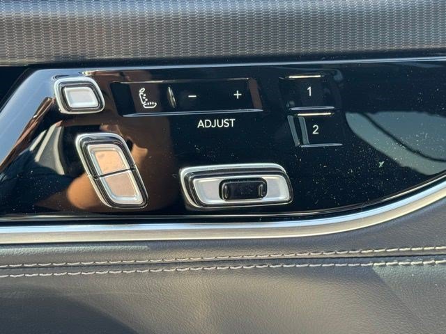 New 2026 Jeep Grand Wagoneer Summit w/ Premium Group III AWD/4WD image 11