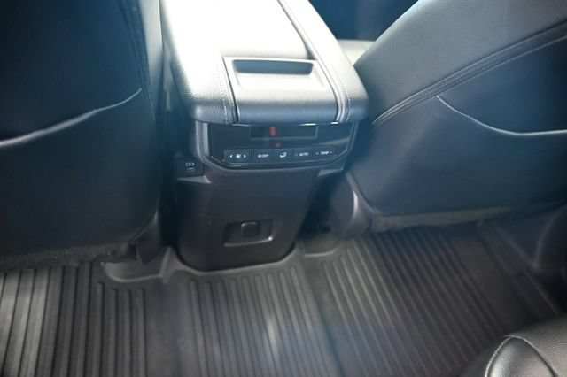 Used 2024 Toyota Grand Highlander AWD image 28