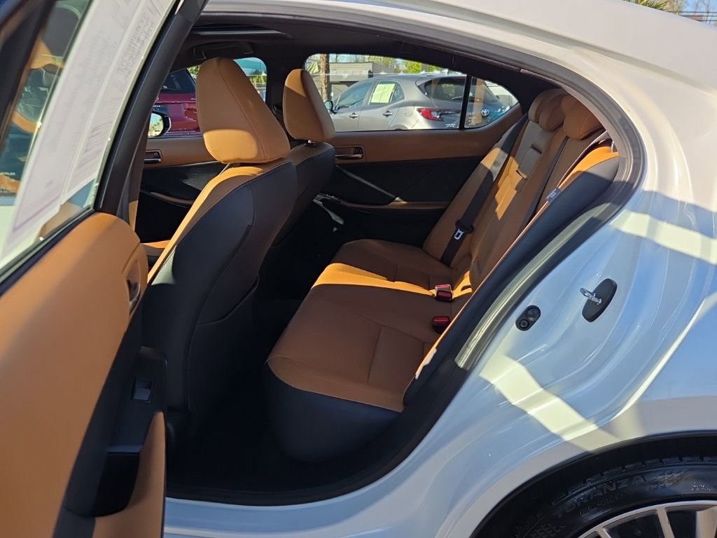 Used 2023 Lexus IS 300 AWD w/ Premium Package image 5