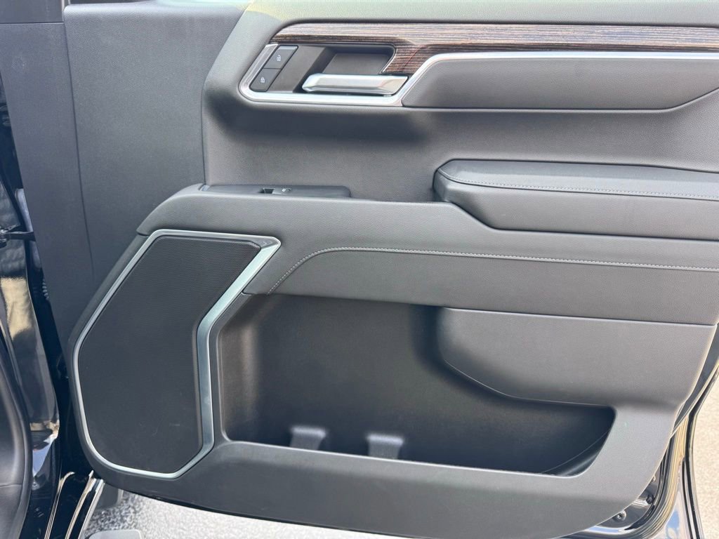 Used 2023 GMC Sierra 1500 Elevation w/ LPO, Elevation Black Package image 23