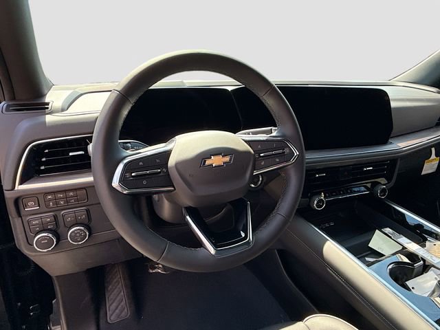 New 2025 Chevrolet Suburban Premier image 12