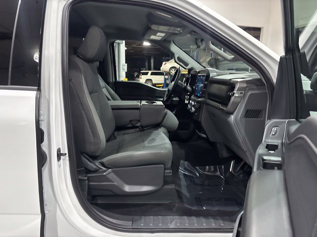 Used 2025 Ford F150 XLT w/ Equipment Group 301A Standard AWD/4WD image 39