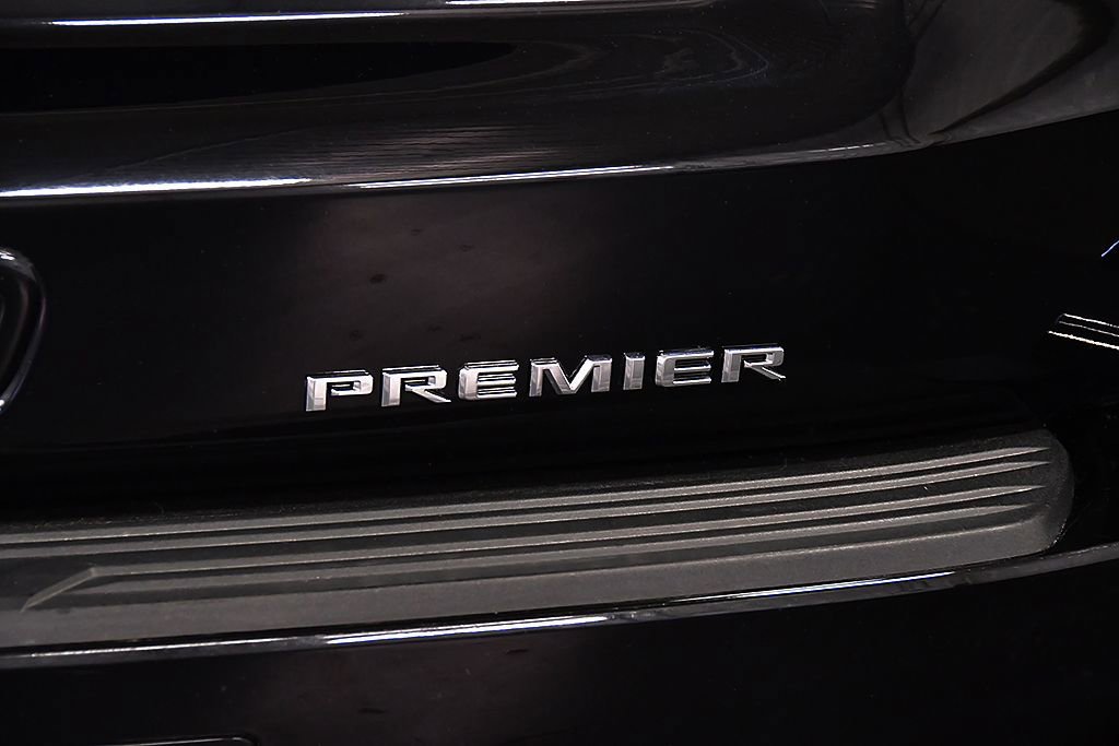 Used 2023 Chevrolet Tahoe Premier AWD/4WD image 11