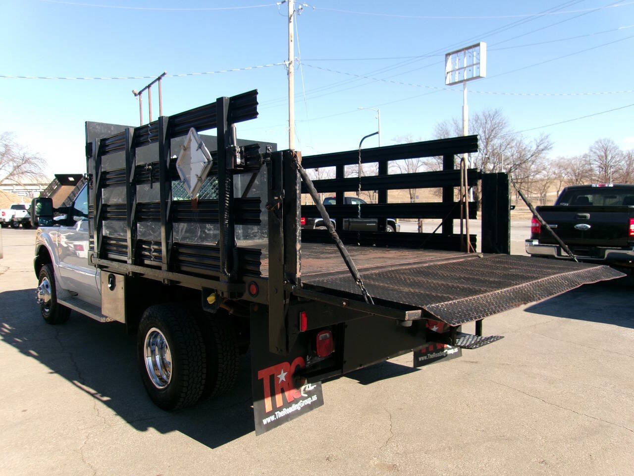 Used 2011 Ford F350 XL w/ Trailer Tow Pkg image 8