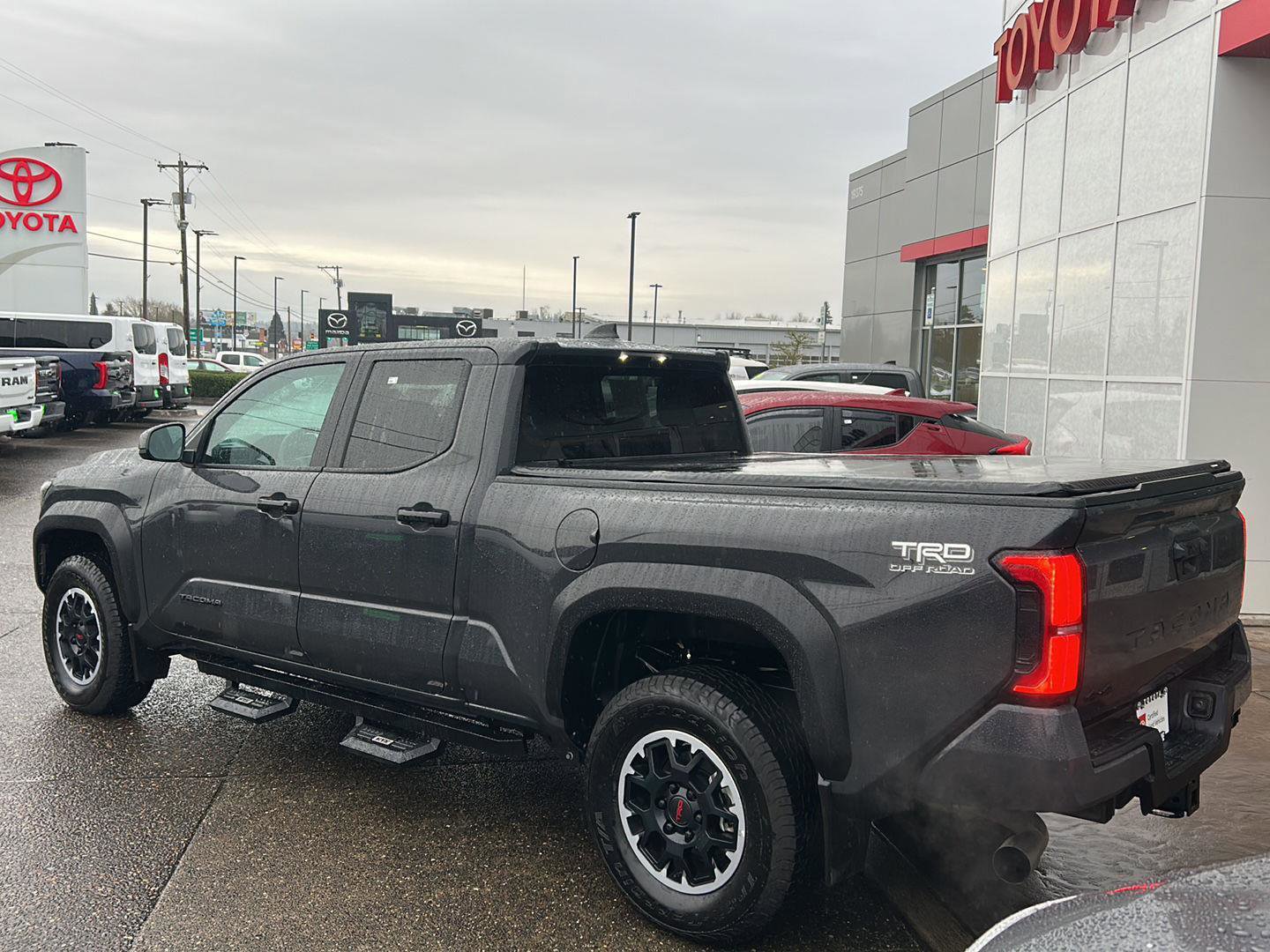 Certified 2024 Toyota Tacoma TRD Off-Road image 8