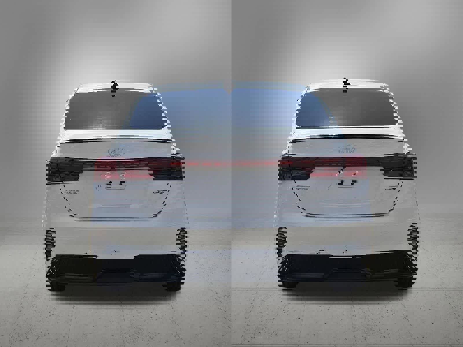 Used 2022 Kia Forte GT-Line w/ GT-Line Premium Package image 5