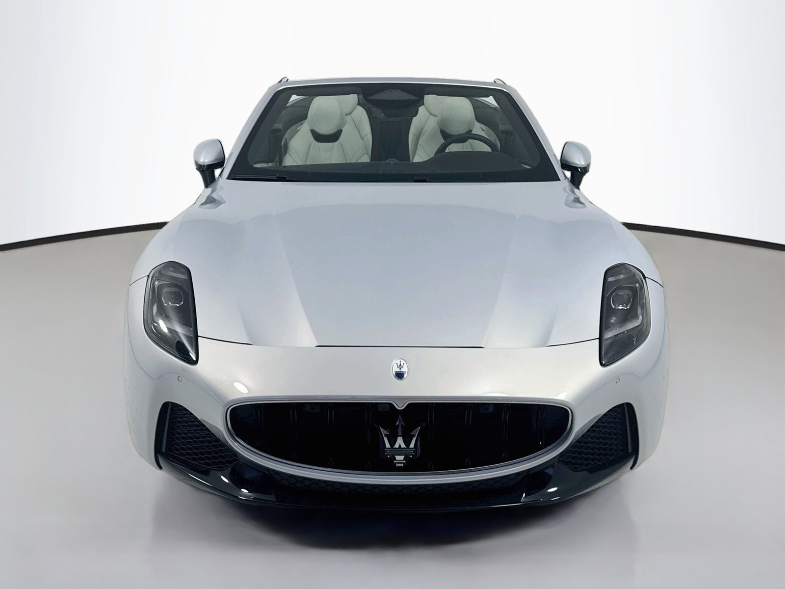 Used 2026 Maserati GranCabrio Modena AWD/4WD image 2