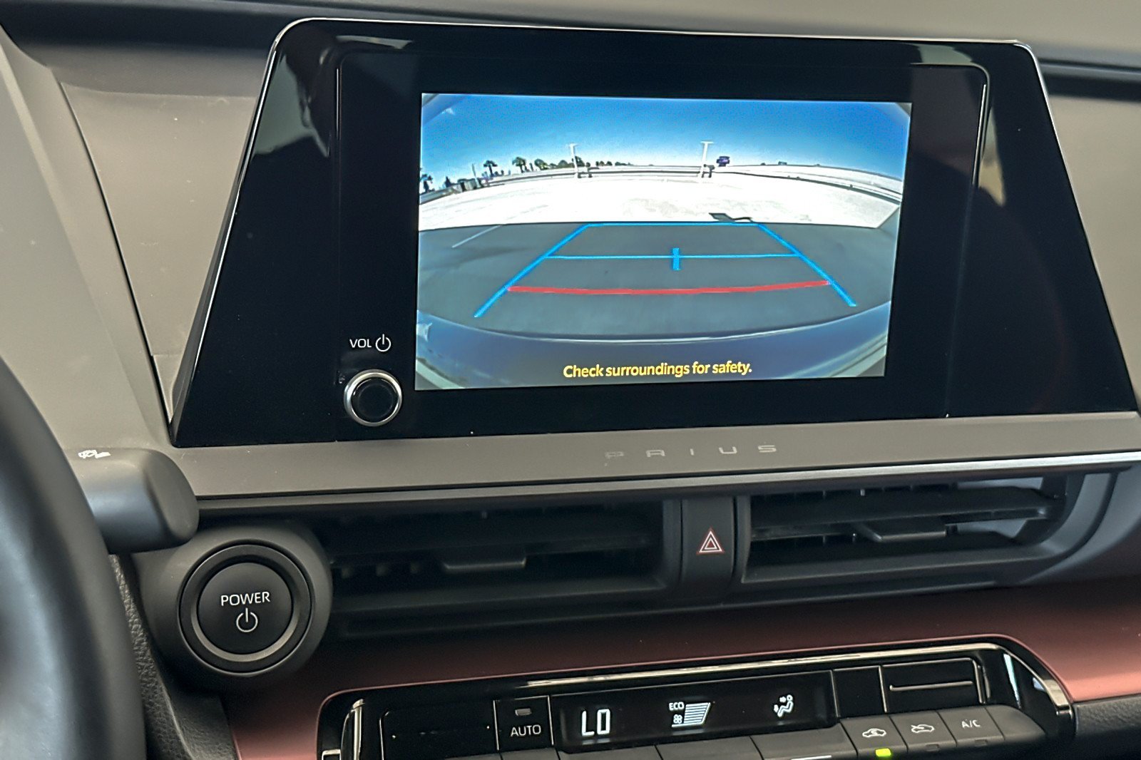 Certified 2025 Toyota Prius Plug-In Hybrid FWD image 17