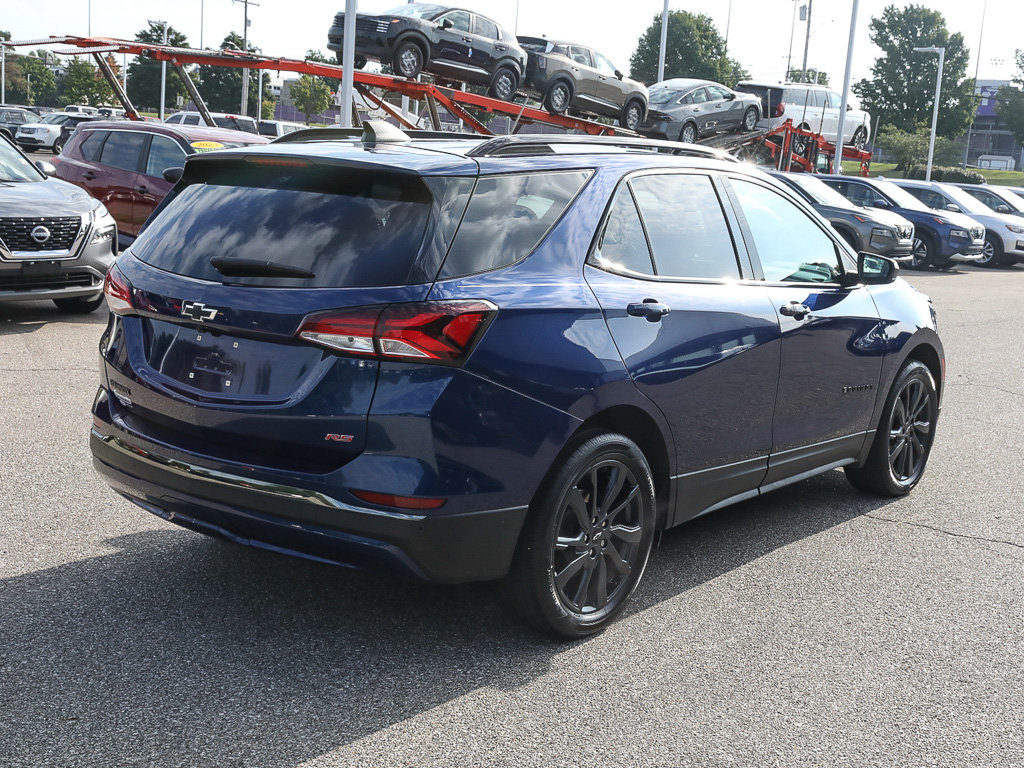Used 2023 Chevrolet Equinox RS w/ LPO, Floor Liner Package FWD image 8