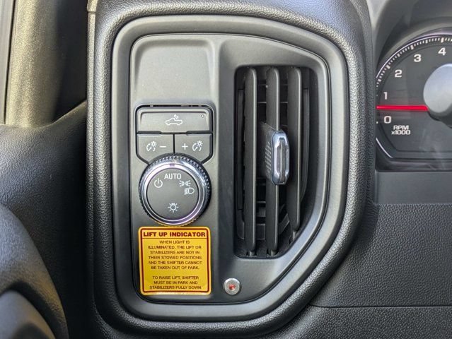 Used 2022 GMC Sierra 2500 Pro w/ Convenience Package RWD image 23