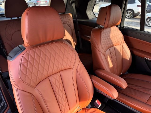 Certified 2026 BMW X7 M60i image 34