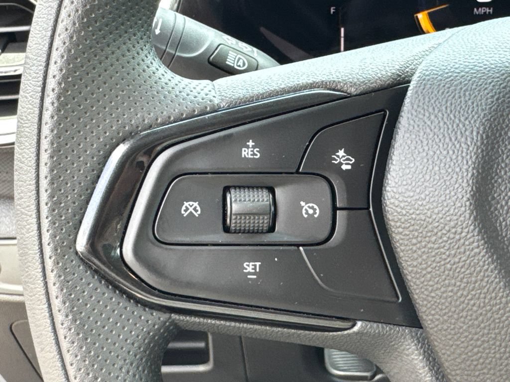 Used 2024 Chevrolet TrailBlazer LS w/ LS Confidence Package FWD image 25