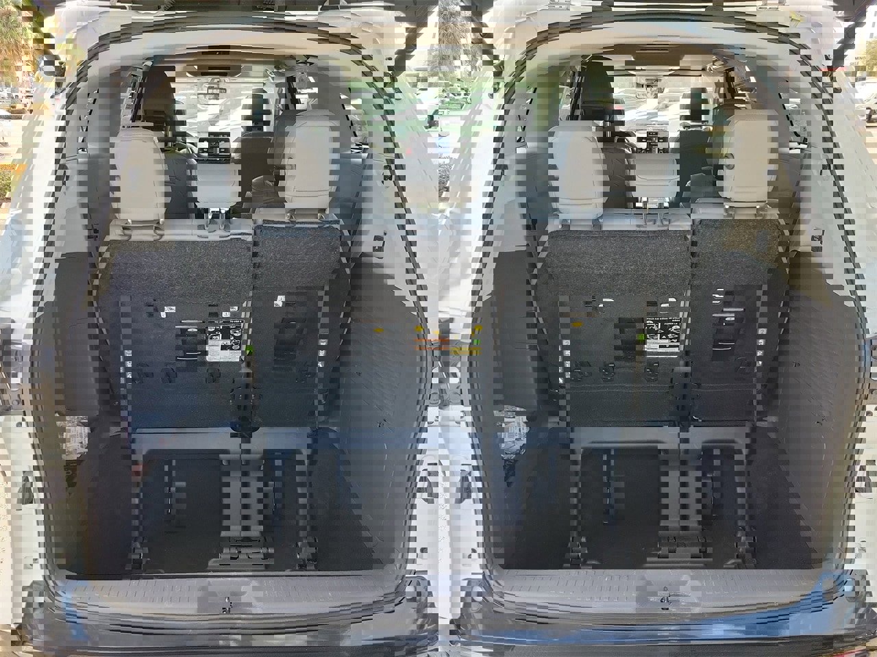 Used 2024 Toyota Sienna Limited image 9