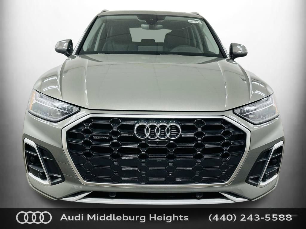 Certified 2023 Audi Q5 2.0T Premium Plus w/ Premium Plus Package image 2