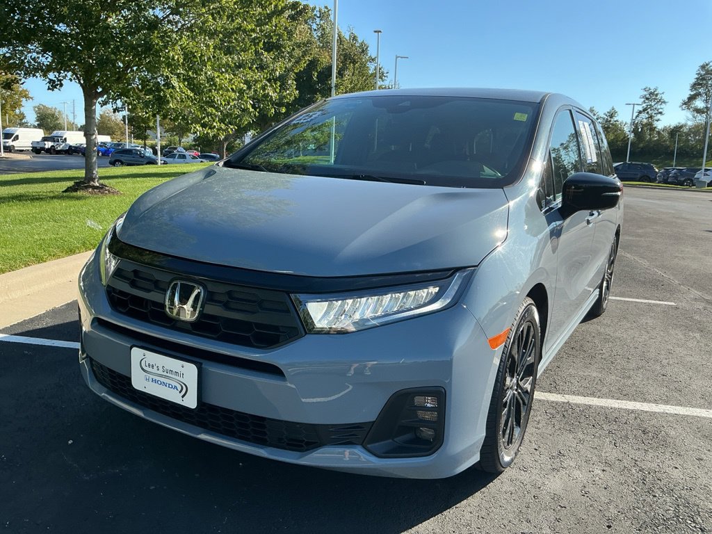 Used 2025 Honda Odyssey Sport-L image 5