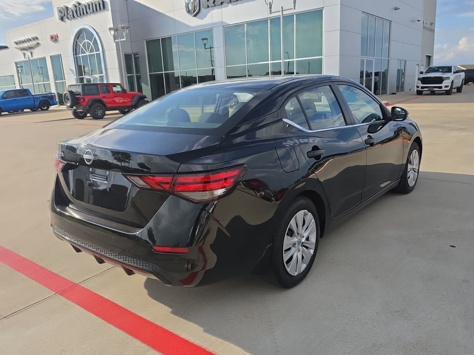 Used 2025 Nissan Sentra S FWD image 6