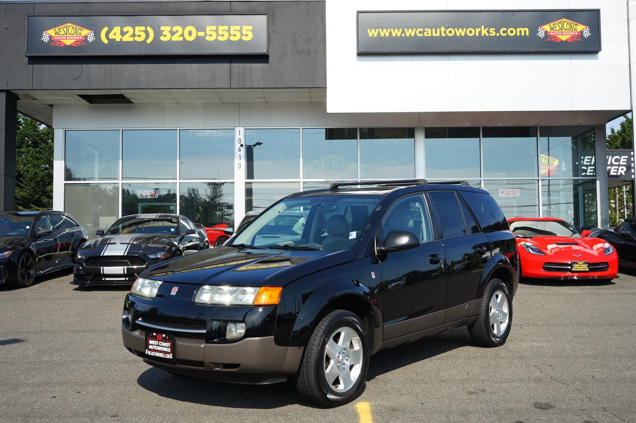 Used 2004 Saturn Vue AWD V6 w/ Leather Appointments Pkg image 1