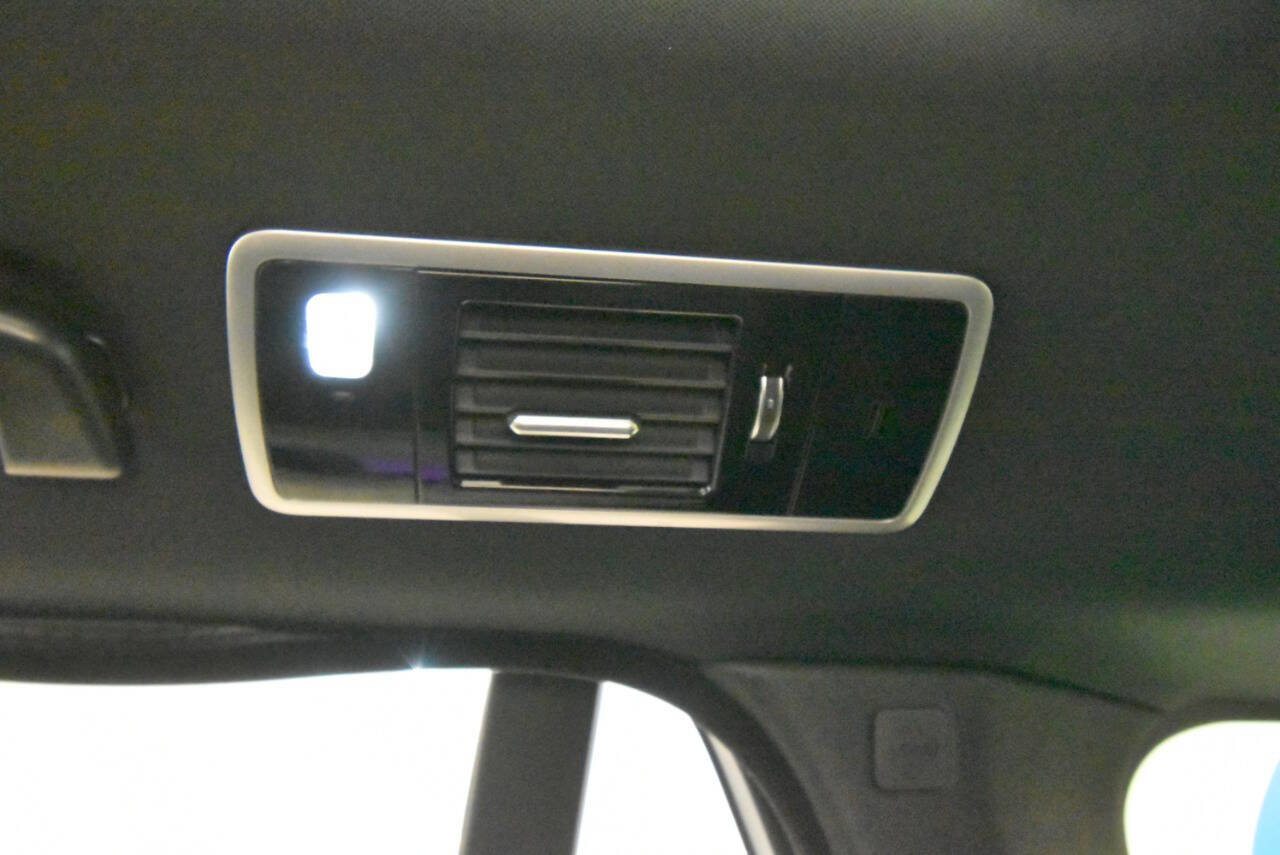 Used 2021 Land Rover Range Rover Westminster Edition image 43