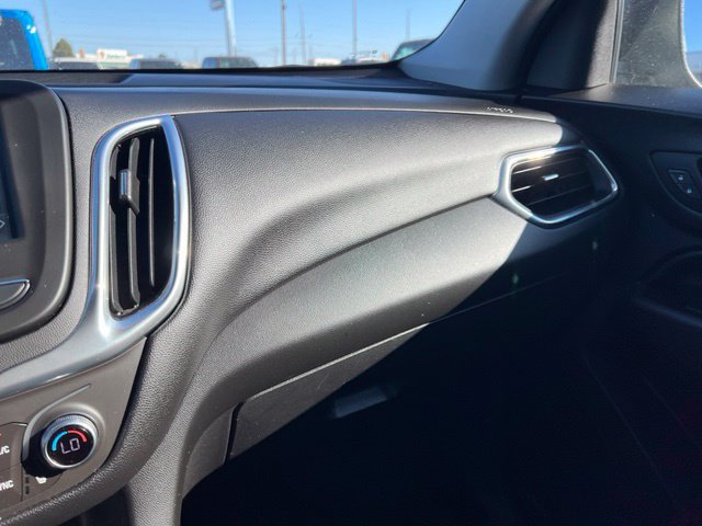 Used 2018 Chevrolet Equinox LT FWD image 18