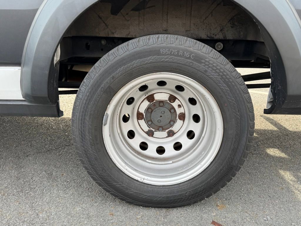 Used 2020 Ford Transit 350 XL image 14