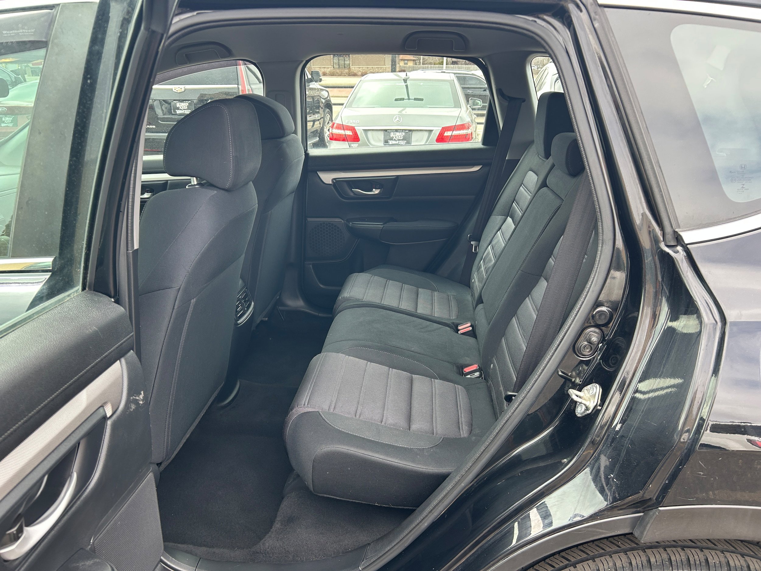 Used 2018 Honda CR-V LX image 6