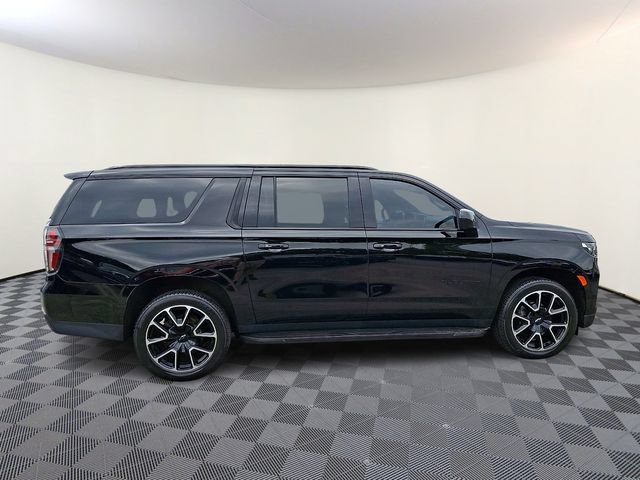 Used 2021 Chevrolet Suburban RST AWD/4WD image 7