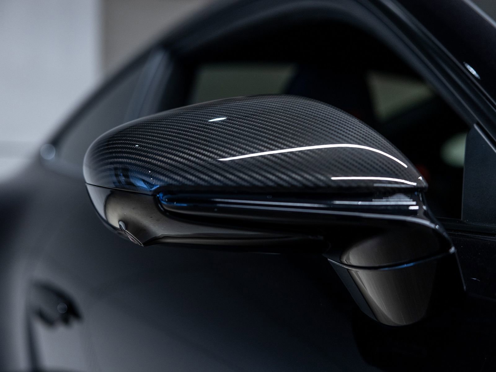 Certified 2025 Porsche 911 Carrera 4 GTS AWD/4WD image 14