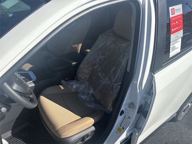 Used 2025 Toyota RAV4 XLE w/ Convenience Package image 12