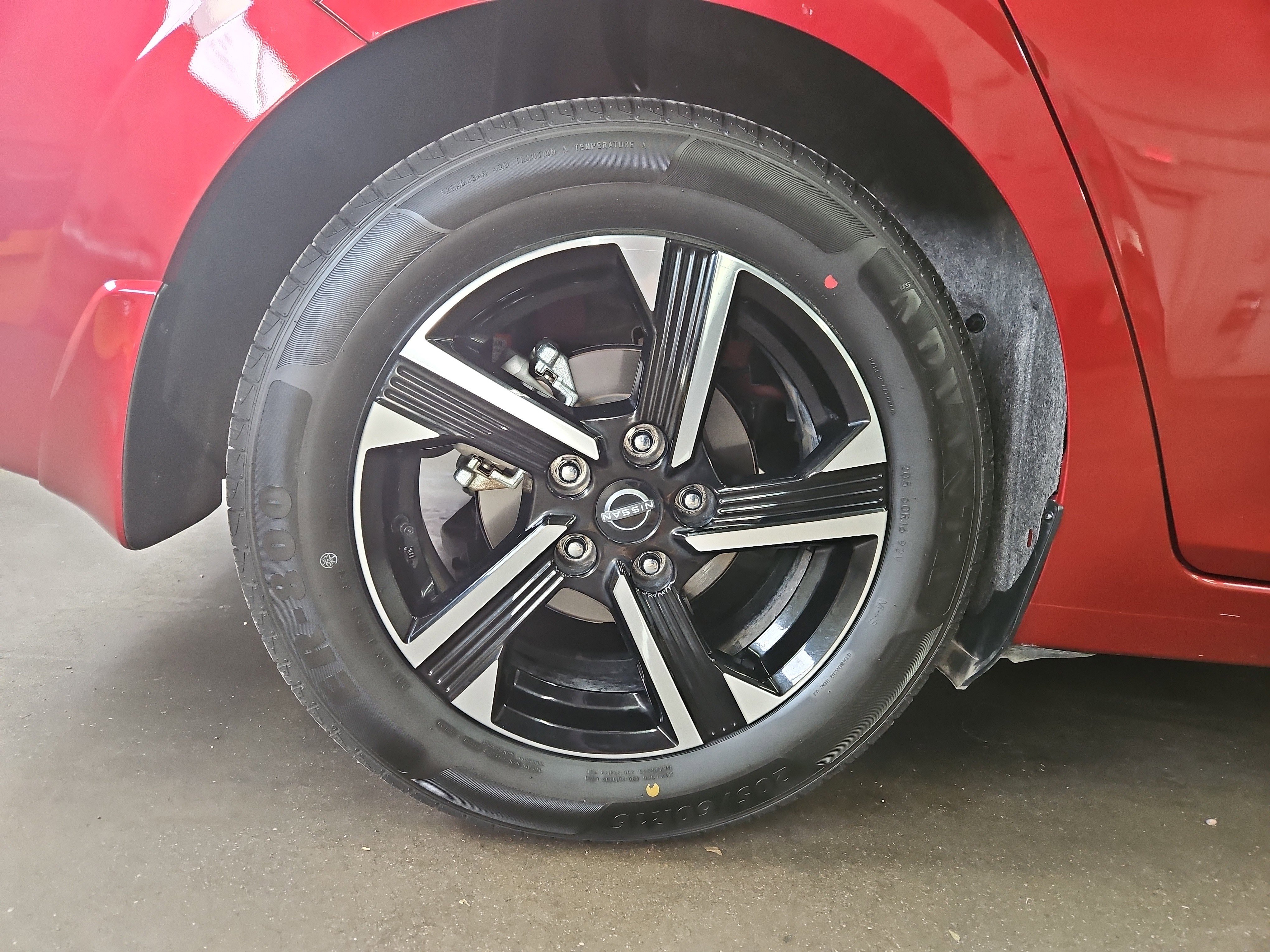 Used 2024 Nissan Sentra SV image 24