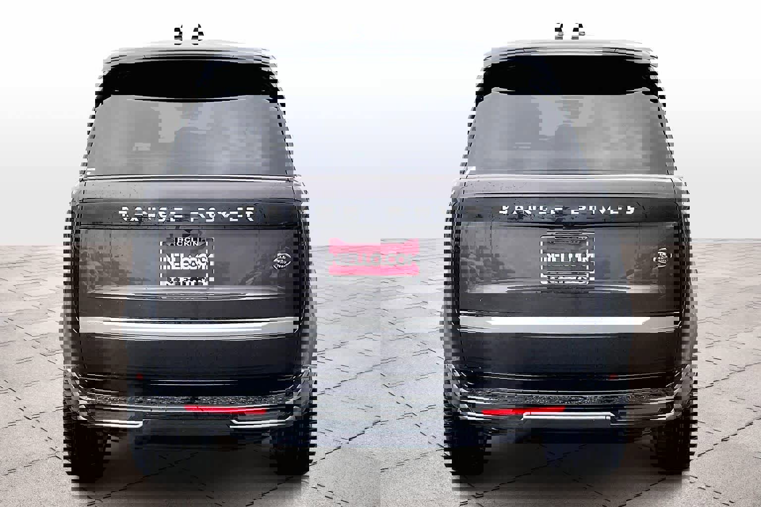 Used 2023 Land Rover Range Rover Autobiography image 7