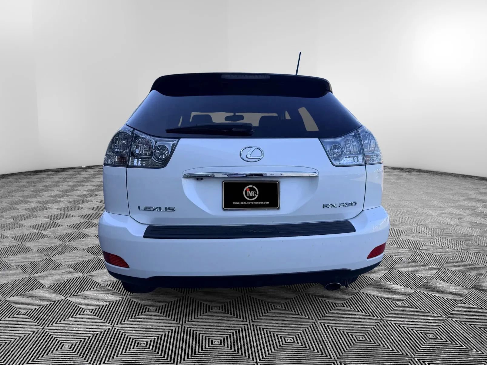 Used 2005 Lexus RX 330 FWD image 7