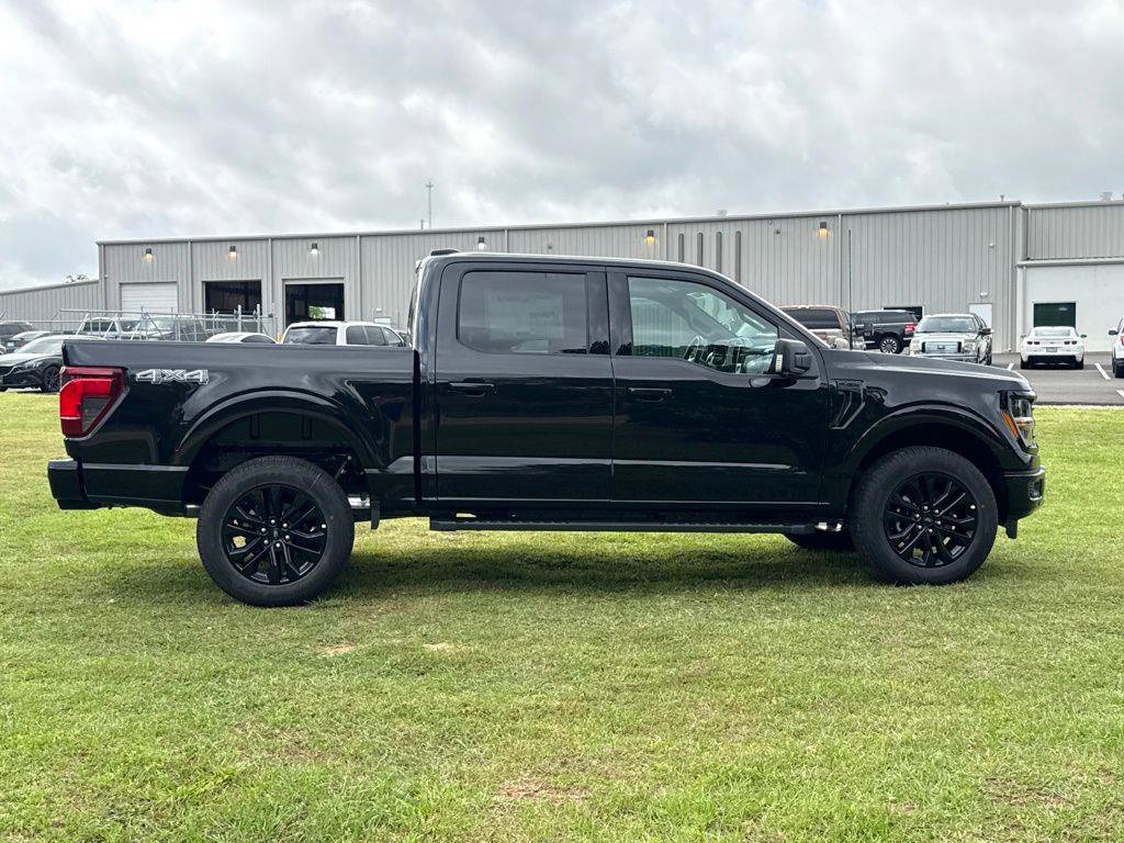 New 2026 Ford F150 XLT w/ Equipment Group 302A MID AWD/4WD image 10