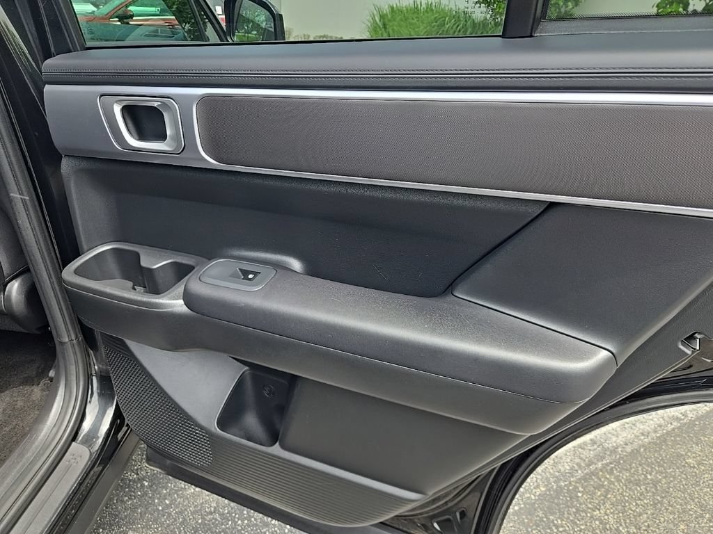 Certified 2025 Hyundai Santa Fe SE FWD image 29