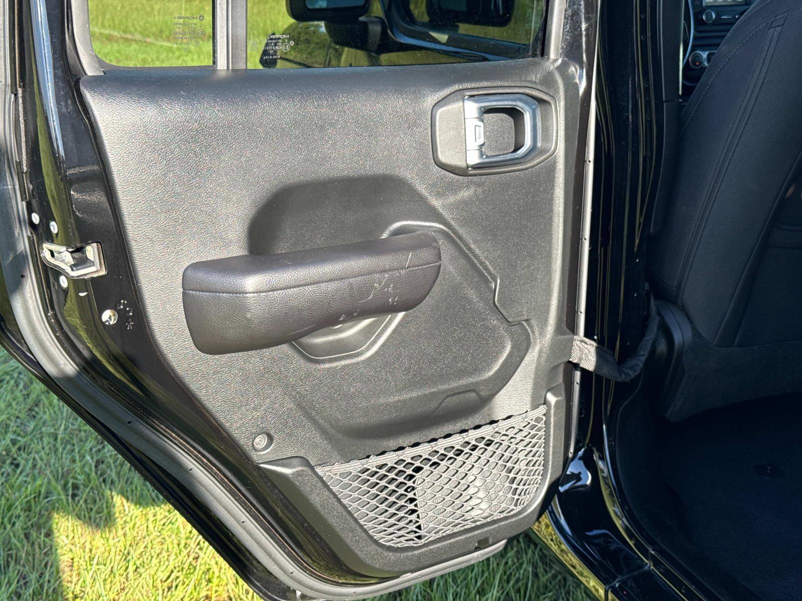 Used 2019 Jeep Wrangler Unlimited Sport S image 11