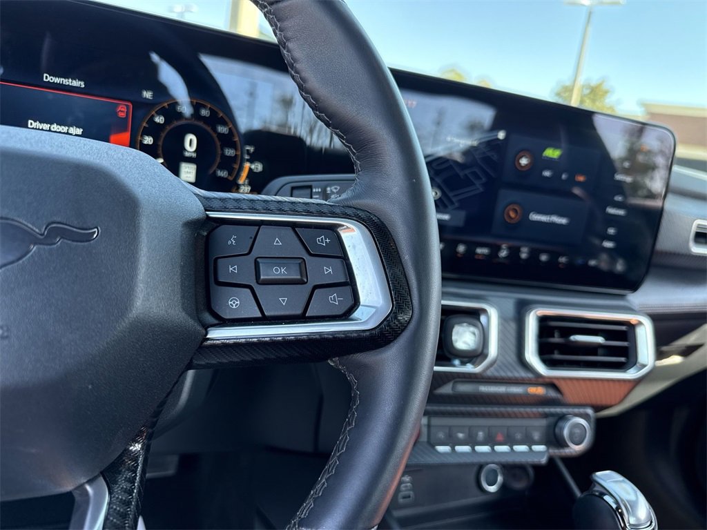 Used 2025 Ford Mustang Premium image 16
