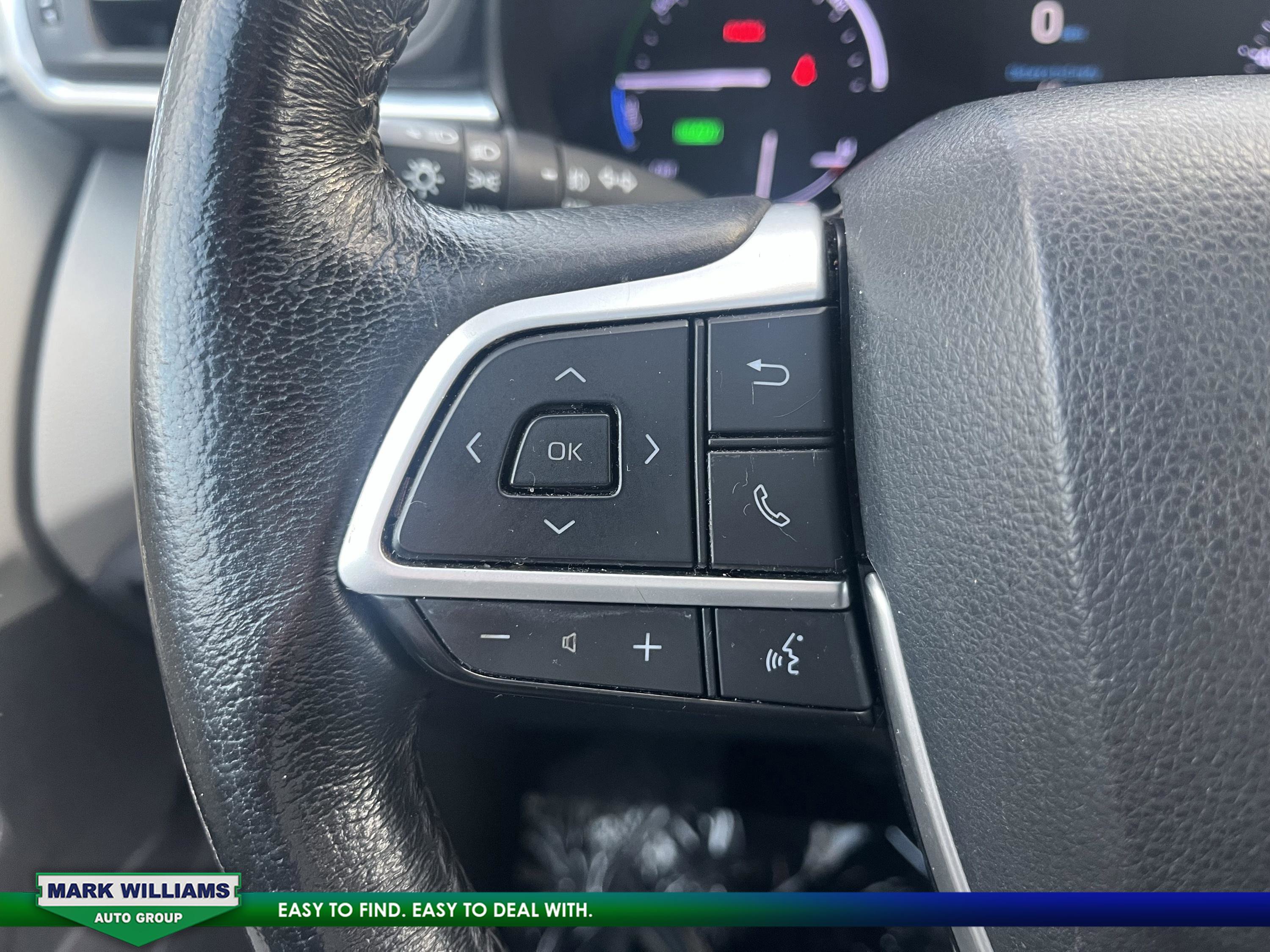 Used 2021 Toyota Sienna XLE image 16