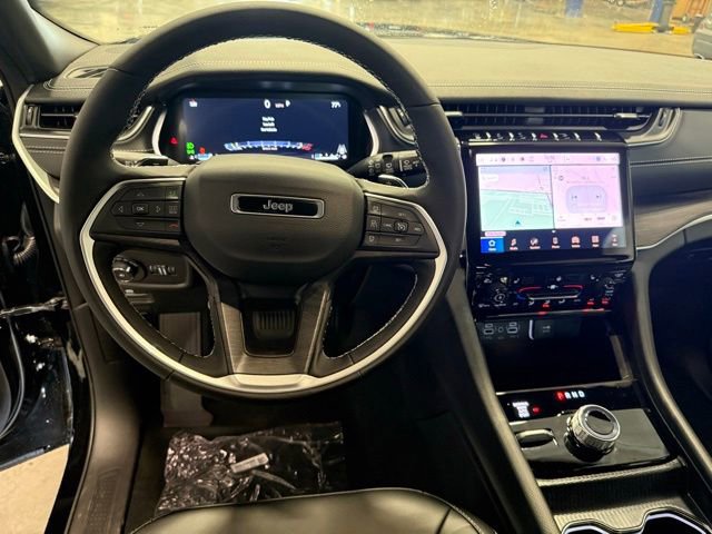 New 2025 Jeep Grand Cherokee L Limited w/ Trailer Tow Package image 7