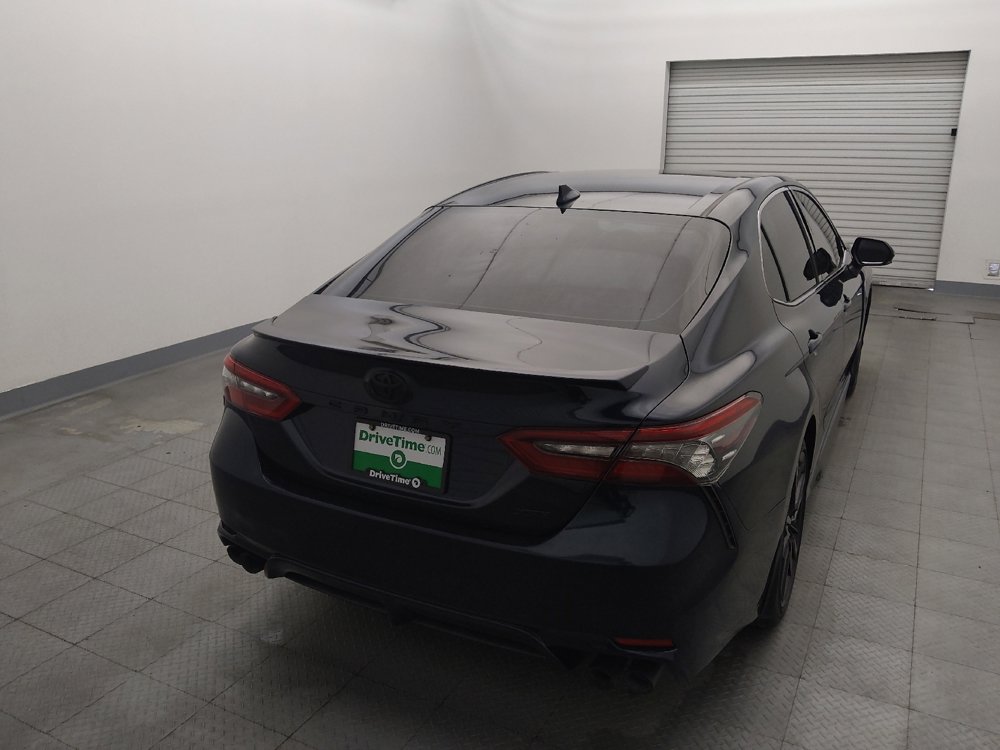 Used 2021 Toyota Camry XSE image 7