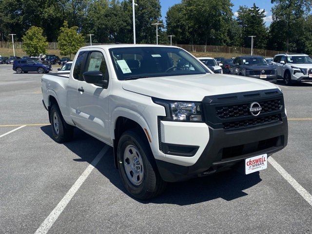 New 2025 Nissan Frontier S image 2