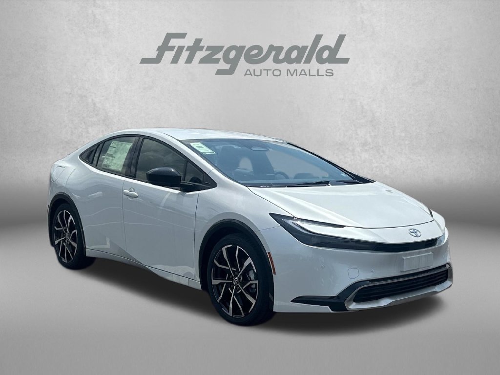 New 2026 Toyota Prius Plug-In Hybrid FWD 360° Tour