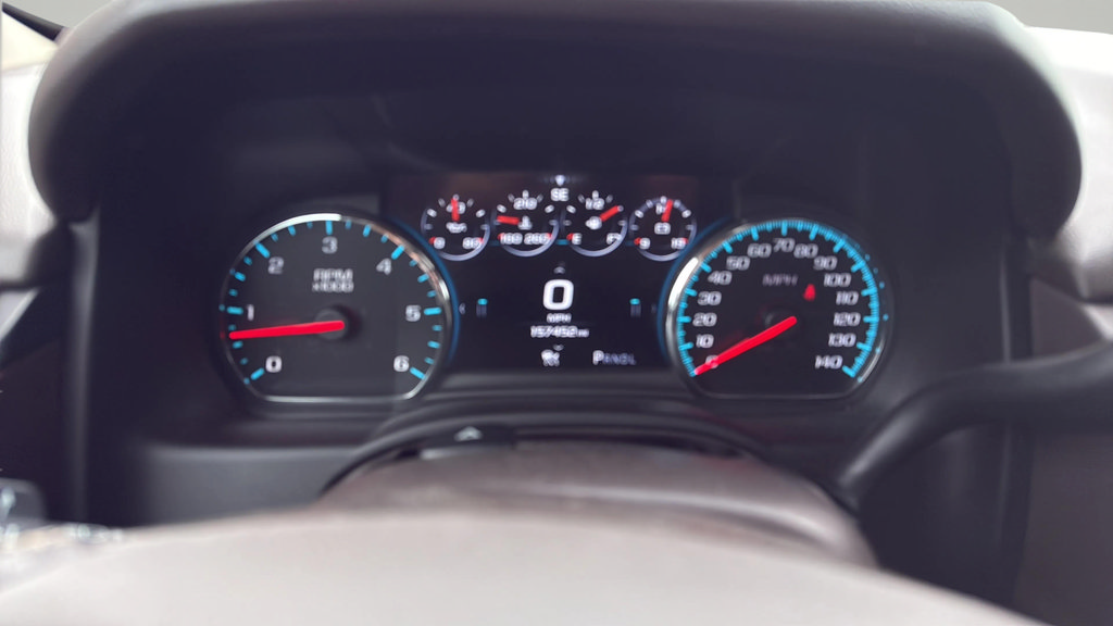 Used 2019 Chevrolet Suburban Premier AWD/4WD image 18