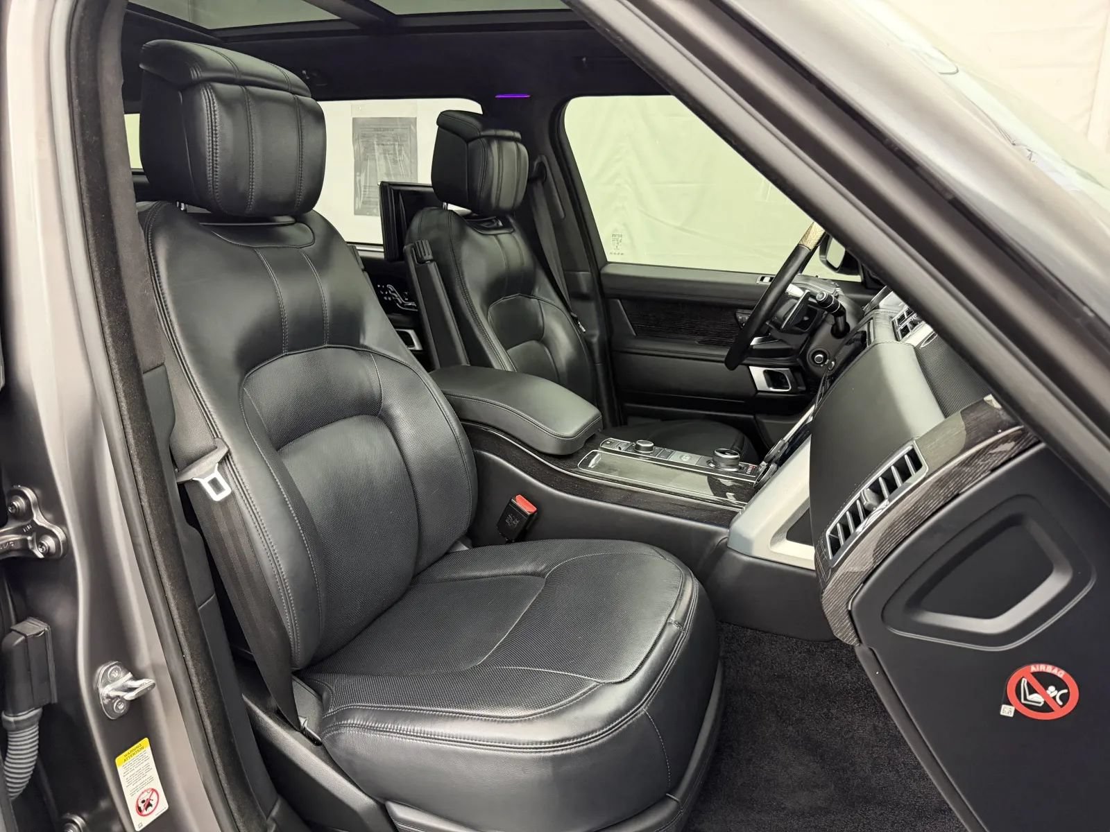 Used 2018 Land Rover Range Rover Long Wheelbase Autobiography AWD/4WD image 72